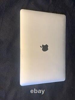 MacBook Pro 13-inch i5 2.0 GHz Silver 256GB 8GB Retina 2016 macOS Monterey