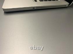 MacBook Pro 15 inch Pre-Retina Apple Laptop / 2.5GHZ / 500GB / OS2017