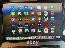 MacBook Pro 16 4.8GHz i9 8 Core 32GB 500 GB + SOFTWARE (C)