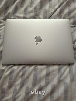 MacBook Pro 2019 2.4ghz i5 16gb Ram 256gb