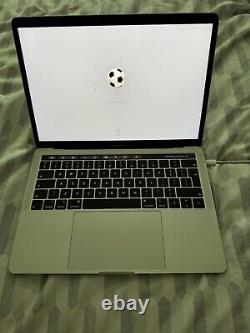 MacBook Pro 2019 2.4ghz i5 16gb Ram 256gb