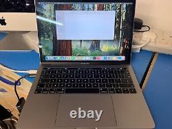 MacBook Pro A1989 13 2.3 GHz Quad 8GB Ram 500GB SSD