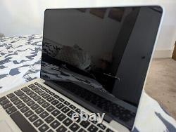 Macbook Pro 13 2015 2.7Ghz i5, 16GB RAM, 512GB SSD Final cut pro Logic pro