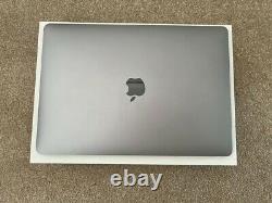 Macbook Pro 2017 13/128GB/8GB RAM/2.3GHz Core Intel i5 + FREE BEATS HEADPHONES