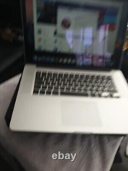 Macbook Pro A1398 I7 16gb