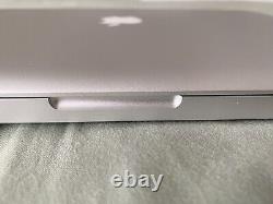 Macbook pro 2011 15 inch