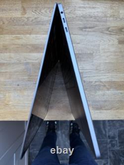 Macbook pro 2018 15 inch 2.6 i7, 32GB Ram, 512 SSD Battery C/C Just 166