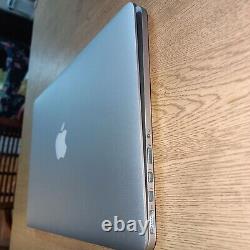 Achat Octobre 2014 Apple MacBook Pro (Retina 13 pouces) Core i5 2.4 GHz, 8 Go de RAM, 256 Go