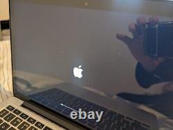Apple MacBook Pro 13 2014 2.6ghz i5 8go de RAM 256go SSD Logic Pro Final Cut Pro