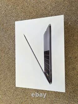 Apple MacBook Pro 13 (256 Go SSD, 8 Go) Ordinateur portable Gris sidéral (MR9Q2B/A)