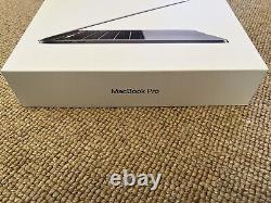 Apple MacBook Pro 13 (256 Go SSD, 8 Go) Ordinateur portable Gris sidéral (MR9Q2B/A)
