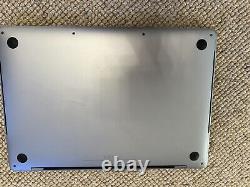 Apple MacBook Pro 13 (256 Go SSD, 8 Go) Ordinateur portable Gris sidéral (MR9Q2B/A)