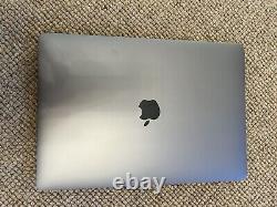 Apple MacBook Pro 13 (256 Go SSD, 8 Go) Ordinateur portable Gris sidéral (MR9Q2B/A)