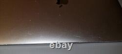 Apple MacBook Pro 13.3 2017 2.3GHz Dual-Core Intel Core i5 121GB SSD	
	<br/>	 
 <br/>
	MacBook Pro 13.3 Apple 2017 2.3 GHz Double cœur Intel Core i5 121 Go SSD