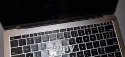 Apple MacBook Pro 13.3 2017 2.3GHz Dual-Core Intel Core i5 121GB SSD<br/><br/>	 	MacBook Pro 13.3 Apple 2017 2.3 GHz Double cœur Intel Core i5 121 Go SSD