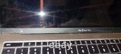 Apple MacBook Pro 13.3 2017 2.3GHz Dual-Core Intel Core i5 121GB SSD<br/> 
<br/> MacBook Pro 13.3 Apple 2017 2.3 GHz Double cœur Intel Core i5 121 Go SSD