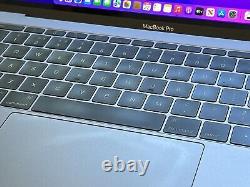 Apple MacBook Pro 13.3 256GB Laptop A1708 (2016, gris sidéral)
