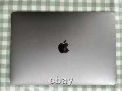 Apple MacBook Pro 13.3 (256 Go SSD, Intel Core i5 8ème génération, 8 Go RAM, Gris sidéral)