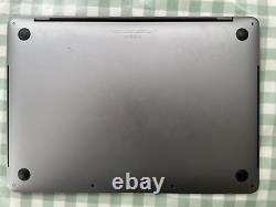 Apple MacBook Pro 13.3 (256 Go SSD, Intel Core i5 8ème génération, 8 Go RAM, Gris sidéral)