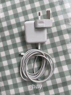 Apple MacBook Pro 13.3 (256 Go SSD, Intel Core i5 8ème génération, 8 Go RAM, Gris sidéral)