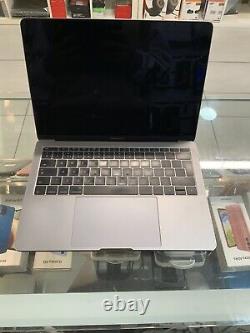 Apple MacBook Pro 13,3 (2,0 GHz Dual Core Intel Core 256 Go 8 Go de RAM) 2016