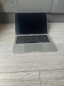 Apple MacBook Pro 13.3 A2159 2019 i5 -8257U 8GB RAM 128GB SSD Argent Grade A