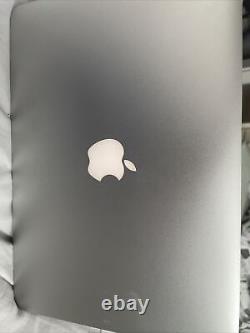 Apple MacBook Pro 13'' 512Go SSD, Intel Core i5, 8Go de RAM, Livré avec Accessoires