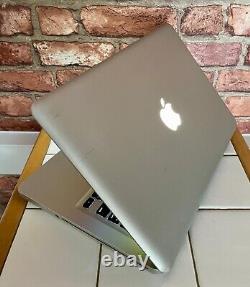 Apple MacBook Pro 13 Core i5 2.4GHz 16Go RAM 256Go SSD MD313 macOS SONOMA	
 <br/>
   <br/>(Note: 'Go' stands for gigaoctets, the French equivalent for gigabytes)