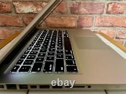 Apple MacBook Pro 13 Core i5 2.4GHz 16Go RAM 256Go SSD MD313 macOS SONOMA 
<br/>	 <br/>(Note: 'Go' stands for gigaoctets, the French equivalent for gigabytes)