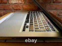 Apple MacBook Pro 13 Core i5 2.5GHz 16GB RAM 256GB SSD MD101 MacOS SONOMA  
 
<br/>
<br/>Translation: Apple MacBook Pro 13 Core i5 2.5GHz 16GB RAM 256GB SSD MD101 MacOS SONOMA