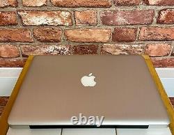 Apple MacBook Pro 13 Core i5 2.5GHz 16GB RAM 256GB SSD MD101 MacOS SONOMA  <br/>  
 <br/>		Translation: Apple MacBook Pro 13 Core i5 2.5GHz 16GB RAM 256GB SSD MD101 MacOS SONOMA