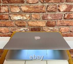 Apple MacBook Pro 13 Core i5 2.5GHz 16GB RAM 256GB SSD MS Office DERNIER MACOS