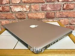 Apple MacBook Pro 13 Core i5 2.5GHz 8GB RAM 256GB SSD MD101 macOS SONOMA   <br/> 
 <br/>
MacBook Pro 13 Core i5 2.5GHz 8GB RAM 256GB SSD MD101 macOS SONOMA