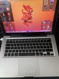 Apple MacBook Pro 13 Intel i5 2.50GHz, 8 Go, 500 Go SSD, Catalina+Windows11-No9