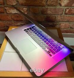 Apple MacBook Pro 15 C2D 2.53GHz 8GB RAM 256GB SSD MC118 MacOS Monterey 
 <br/>
		 
<br/> Translation in French: Apple MacBook Pro 15 C2D 2,53 GHz 8 Go de RAM 256 Go de SSD MC118 MacOS Monterey