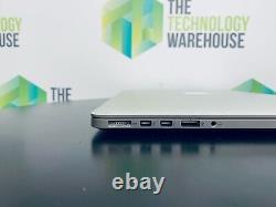 Apple MacBook Pro 15 Retina i7 Quad Core CPU 16GB Ram 256GB SSD & OS Monterey<br/>
 
	 
<br/>Translation in French: Apple MacBook Pro 15 Retina i7 CPU Quad Core 16 Go de RAM 256 Go de SSD et OS Monterey