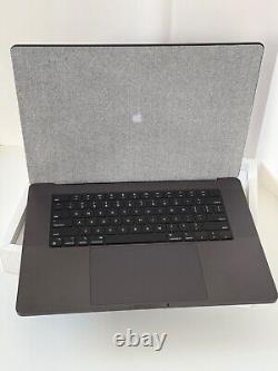 Apple MacBook Pro 16 (2023) - M3 Pro 12 cœurs, GPU 18 cœurs, 36 Go de RAM, SSD 512 Go