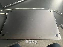 Apple MacBook Pro 16 (512 Go SSD, Intel Core i7 9ème Génération, 2,60 GHz, 16 Go) Ordinateur Portable