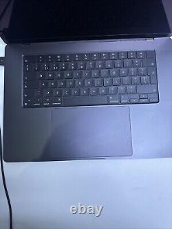 Apple MacBook Pro 16 (512 Go SSD, M3 Pro, 18 Go) Ordinateur portable Space Black MRW13B/A