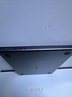 Apple MacBook Pro 16 (512 Go SSD, M3 Pro, 18 Go) Ordinateur portable Space Black MRW13B/A