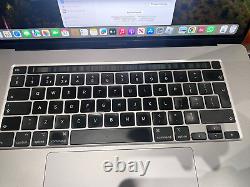 Apple MacBook Pro 16 I9-9980HK 2.4GHz 16GB 1TB<br/>	<br/>	
MacBook Pro Apple 16 I9-9980HK 2,4GHz 16 Go 1 To