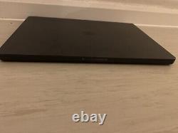 Apple MacBook Pro 16 pouces M3 Max CPU 16 cœurs GPU 40 cœurs 128 Go de RAM 2 To SSD Noir