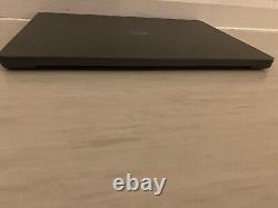 Apple MacBook Pro 16 pouces M3 Max CPU 16 cœurs GPU 40 cœurs 128 Go de RAM 2 To SSD Noir