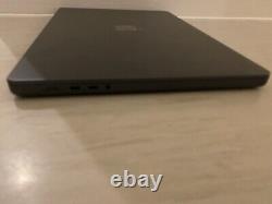 Apple MacBook Pro 16 pouces M3 Max CPU 16 cœurs GPU 40 cœurs 128 Go de RAM 2 To SSD Noir
