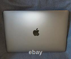Apple MacBook Pro Retina 2020 13.3 512 SSD 16GB Ram Intel Gris Sidéral Touch Bar