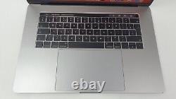 Apple MacBook Pro Touch Bar A1707 15 (2017) i7 7th 3.9GHz 512GB NVMe 16GB Ram translated into French is: Apple MacBook Pro Touch Bar A1707 15 (2017) i7 7e génération 3,9 GHz 512 Go NVMe 16 Go de RAM.
