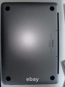 Apple Macbook Pro 13 pouces (modèle A1502 de 2013) en excellent état