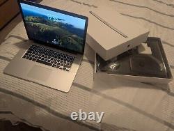 Apple Macbook Pro 15 2015 2.2ghz i7 16go RAM 256go SSD Logic pro Final cut pro