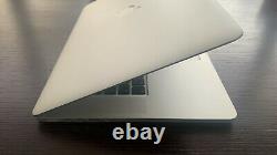 Apple Macbook Pro A1398 15,4 Zoll Ordinateur Portable Mjlt2d/a (mai, 2015, Silber)