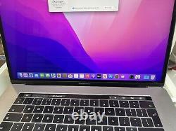 Apple Macbook Pro Core De 15 Pouces I7 2.6 Touch Bar/late 2016 256 Go Ssd 16 Go Ram